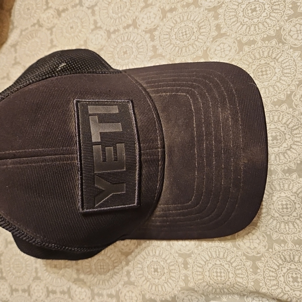 Yeti Coolers Logo Hat Black Logo on Black Baseball Cap Snapback Trucker Mesh